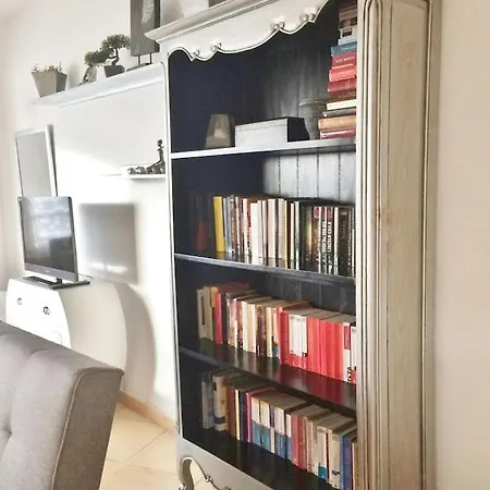 My Ocean !!! Breathtaking Location, Steps To The Ocean, Spacious Sea View, Fully Equipped And Well-furnished With Private Entrance And High-speed Fiber Optic Internet Daire *