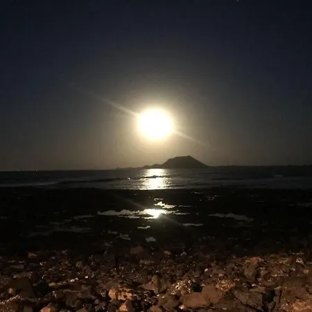 Daire My Ocean !!! Breathtaking Location, Steps To The Ocean, Spacious Sea View, Fully Equipped And Well-furnished With Private Entrance And High-speed Fiber Optic Internet *