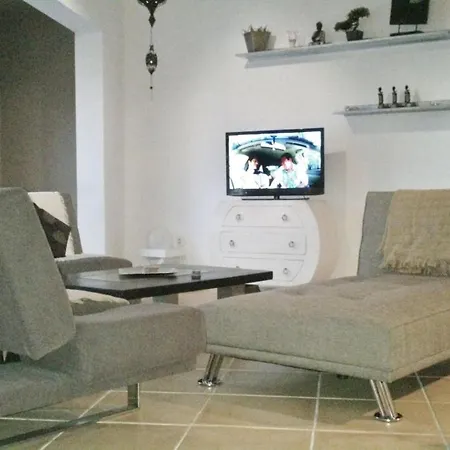 My Ocean !!! Breathtaking Location, Steps To The Ocean, Spacious Sea View, Fully Equipped And Well-furnished With Private Entrance And High-speed Fiber Optic Internet Daire *