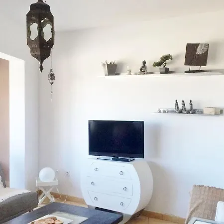 My Ocean !!! Breathtaking Location, Steps To The Ocean, Spacious Sea View, Fully Equipped And Well-furnished With Private Entrance And High-speed Fiber Optic Internet Daire *