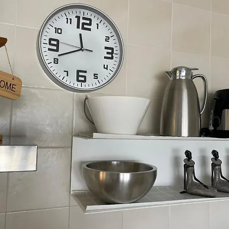 Daire My Ocean !!! Breathtaking Location, Steps To The Ocean, Spacious Sea View, Fully Equipped And Well-furnished With Private Entrance And High-speed Fiber Optic Internet Corralejo