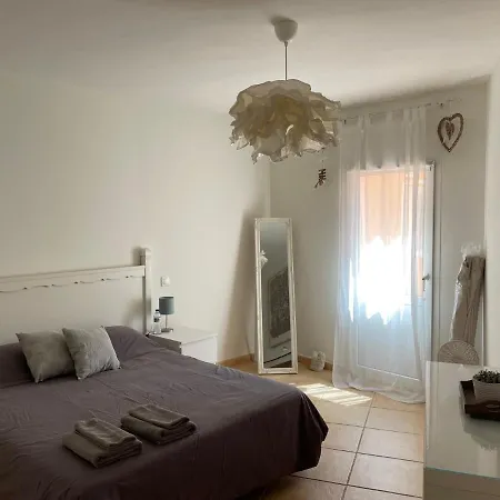 My Ocean !!! Breathtaking Location, Steps To The Ocean, Spacious Sea View, Fully Equipped And Well-furnished With Private Entrance And High-speed Fiber Optic Internet Daire