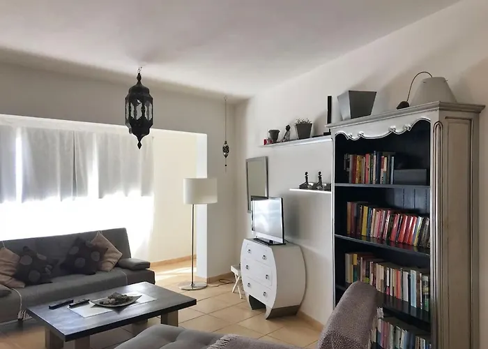 Apartment My Ocean !!! Breathtaking Location, Steps To The Ocean, Spacious Sea View, Fully Equipped And Well-furnished With Private Entrance And High-speed Fiber Optic Internet *