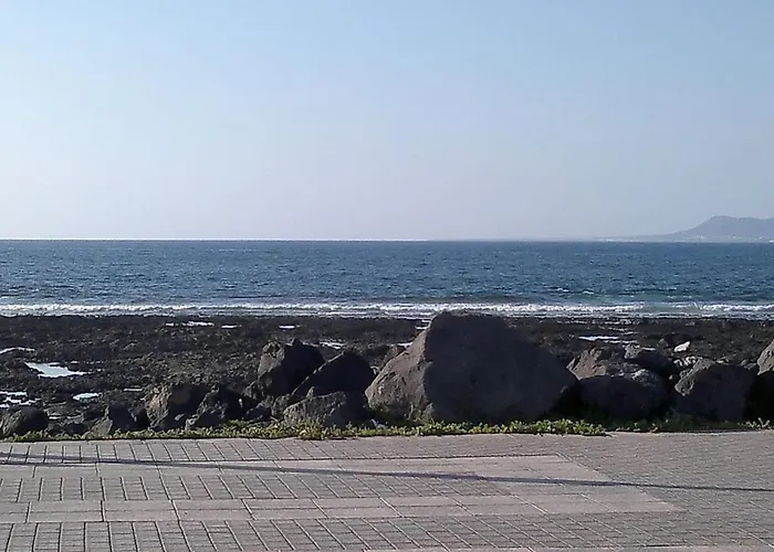 My Ocean !!! Breathtaking Location, Steps To The Ocean, Spacious Sea View, Fully Equipped And Well-furnished With Private Entrance And High-speed Fiber Optic Internet Apartment Corralejo