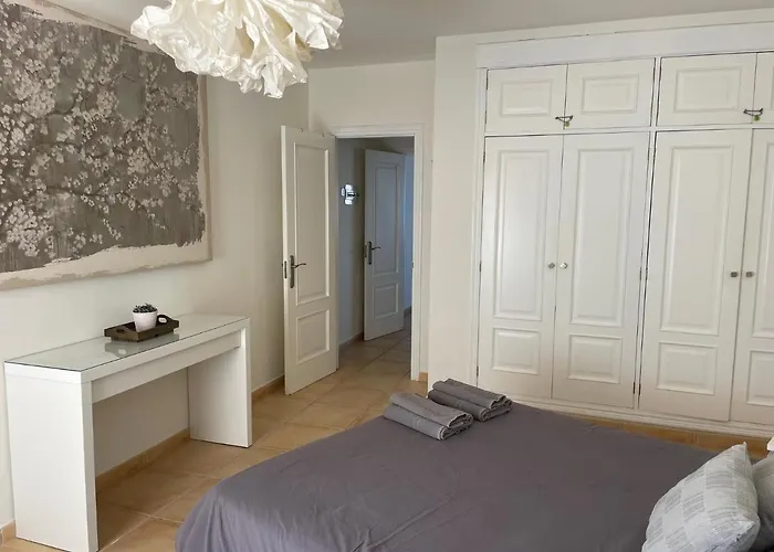 Apartment My Ocean !!! Breathtaking Location, Steps To The Ocean, Spacious Sea View, Fully Equipped And Well-furnished With Private Entrance And High-speed Fiber Optic Internet Corralejo