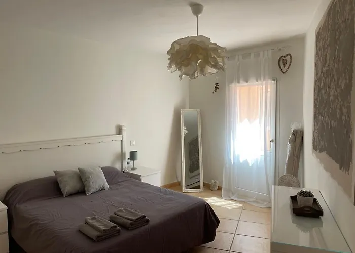 My Ocean !!! Breathtaking Location, Steps To The Ocean, Spacious Sea View, Fully Equipped And Well-furnished With Private Entrance And High-speed Fiber Optic Internet Apartment